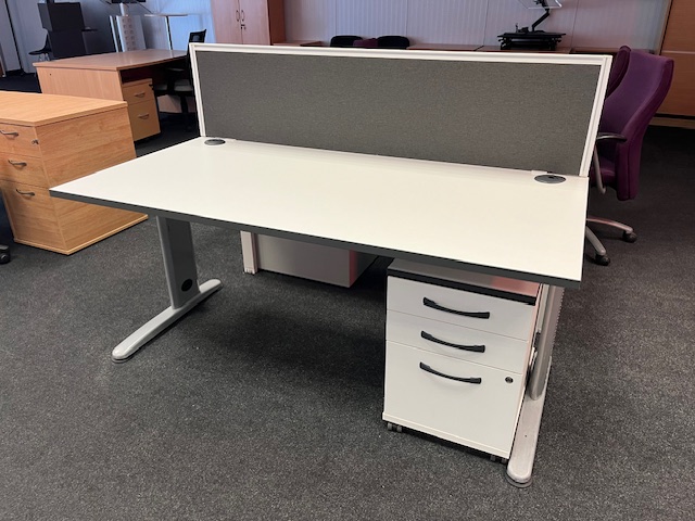White Straight Desk with Cantilever Cable Managed Leg